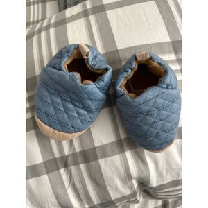 Carter's baby moccasin size 3 to 6 months